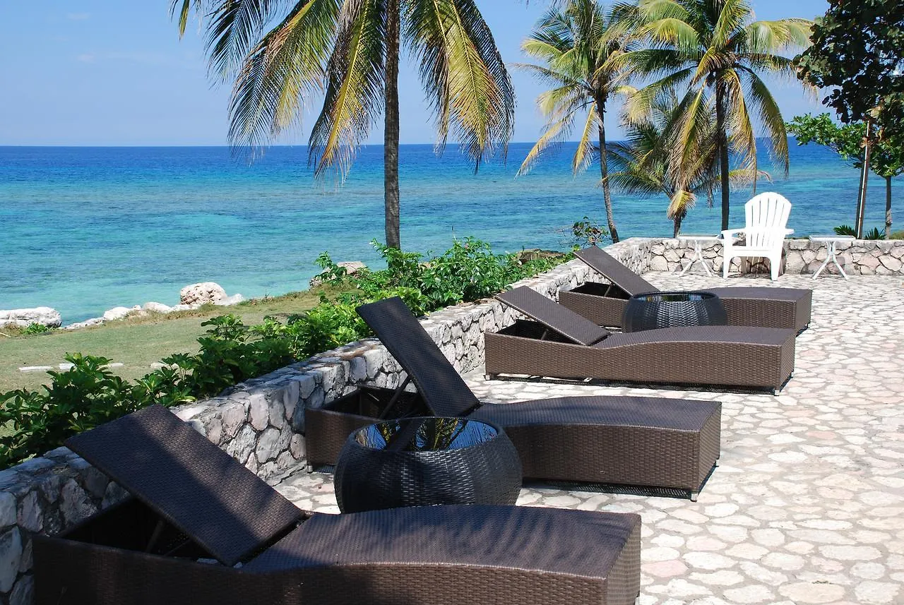 Luxury Villa Sleeps 6, Beach Access, Montego Bay 0*,  Jamaica